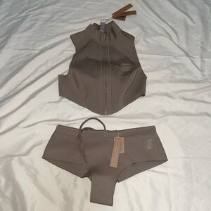 2 Piece SKIMS SCUBA SWIM Zip-Up Scuba Top/Cheeky Drawstring Bottom Set XXS NWT